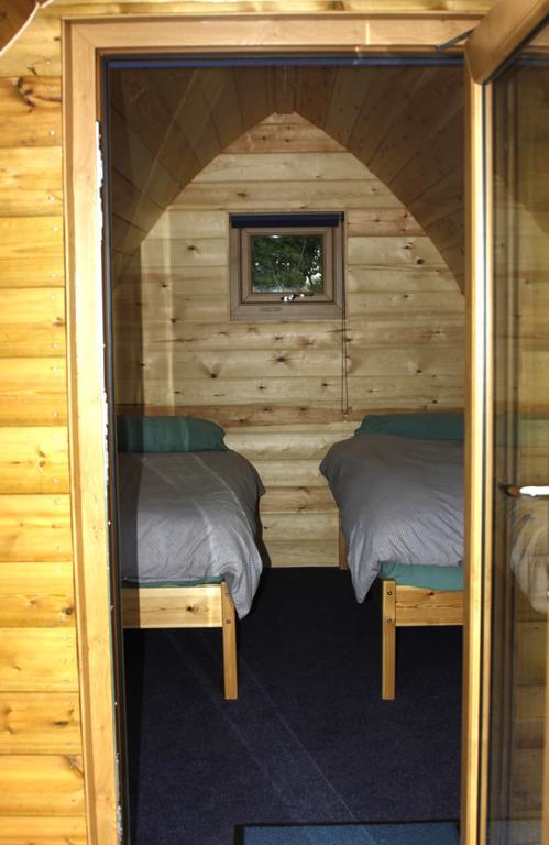 Wolds Glamping Hotel Йорк Стая снимка